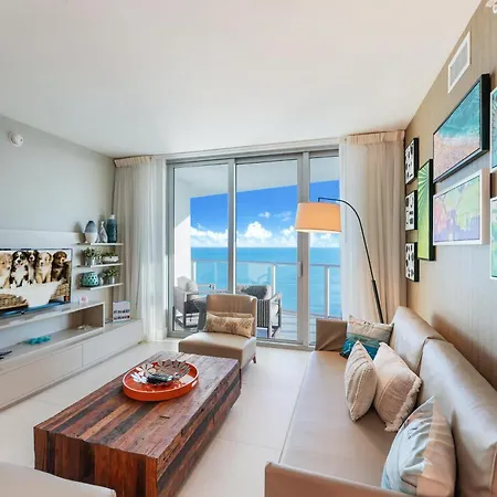 Lyfe Resort Stunning 2 Bdr Modern On The Ocean